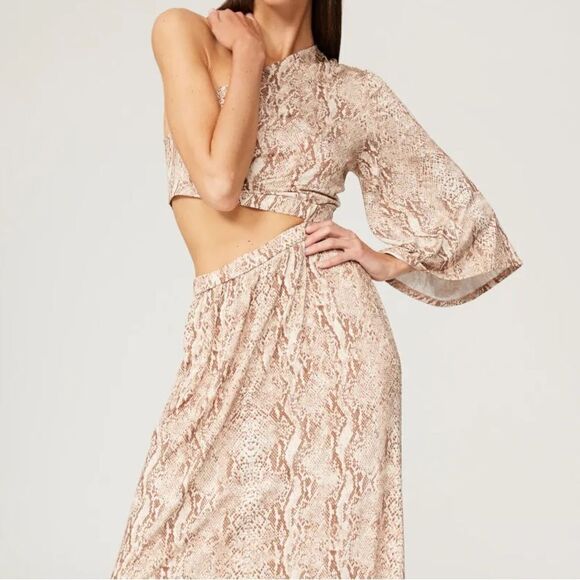 L’agence • Fontana One Shoulder Dress - Picture 2 of 10